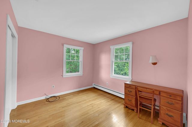 23 Newtons Corner Road, Howell, NJ 07731