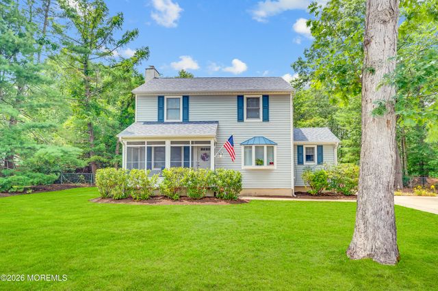 23 Newtons Corner Road, Howell, NJ 07731