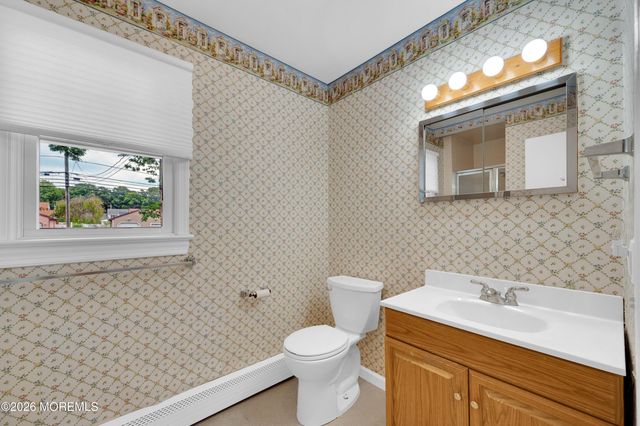 23 Newtons Corner Road, Howell, NJ 07731