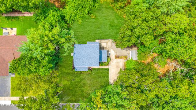 23 Newtons Corner Road, Howell, NJ 07731