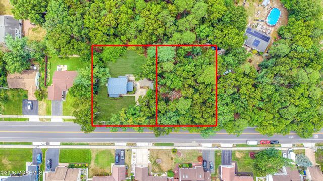 23 Newtons Corner Road, Howell, NJ 07731