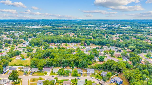 23 Newtons Corner Road, Howell, NJ 07731