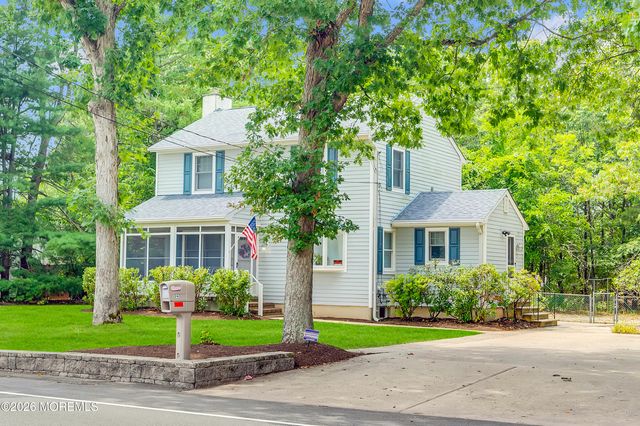 23 Newtons Corner Road, Howell, NJ 07731