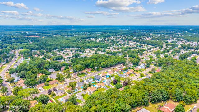23 Newtons Corner Road, Howell, NJ 07731