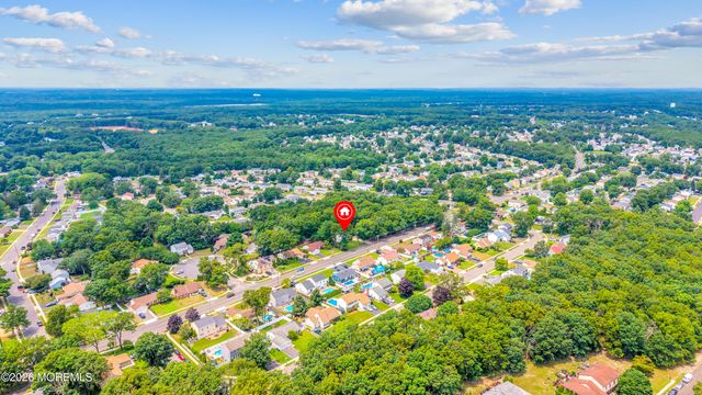 23 Newtons Corner Road, Howell, NJ 07731