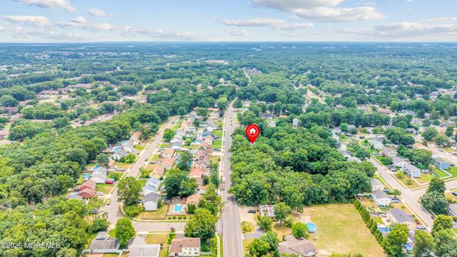 23 Newtons Corner Road, Howell, NJ 07731