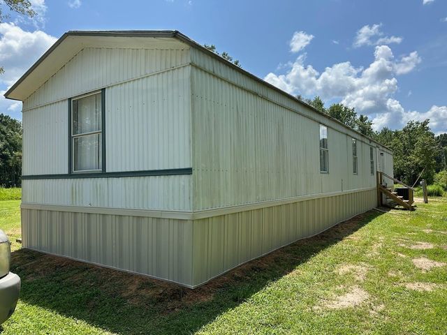 76 County Road 2292, Cleveland, TX 77327