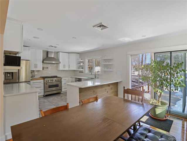 5 Mark Lane, New City, NY 10956