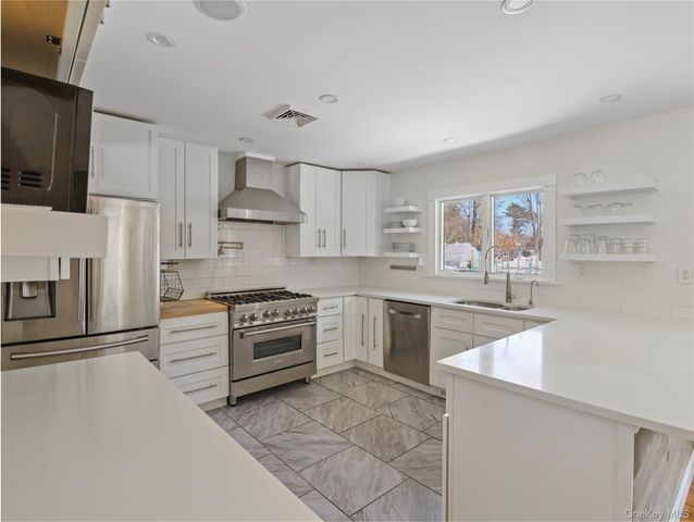 5 Mark Lane, New City, NY 10956