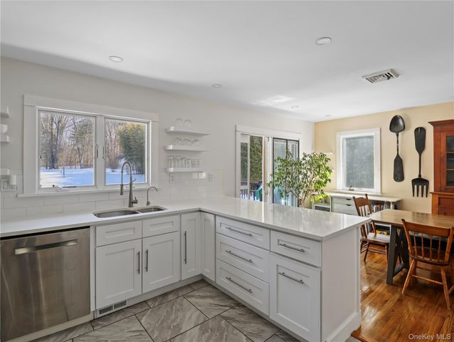 5 Mark Lane, New City, NY 10956