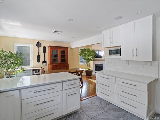 5 Mark Lane, New City, NY 10956