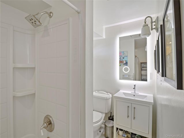 5 Mark Lane, New City, NY 10956