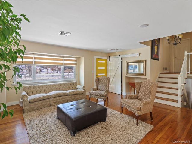 5 Mark Lane, New City, NY 10956