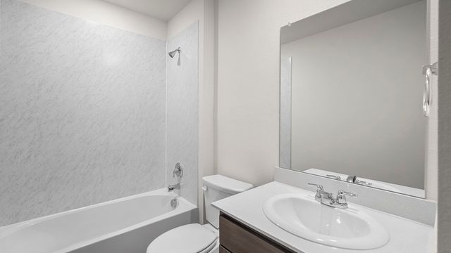 1816 Misty Brook Drive, Blue Ridge, TX 75424