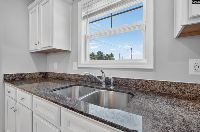 1 Carriagebrook Circle, Camden, SC 29020