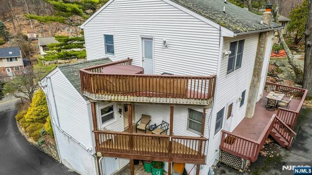 229 White Meadow Road, Rockaway Township, NJ 07866