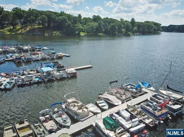 229 White Meadow Road, Rockaway Township, NJ 07866