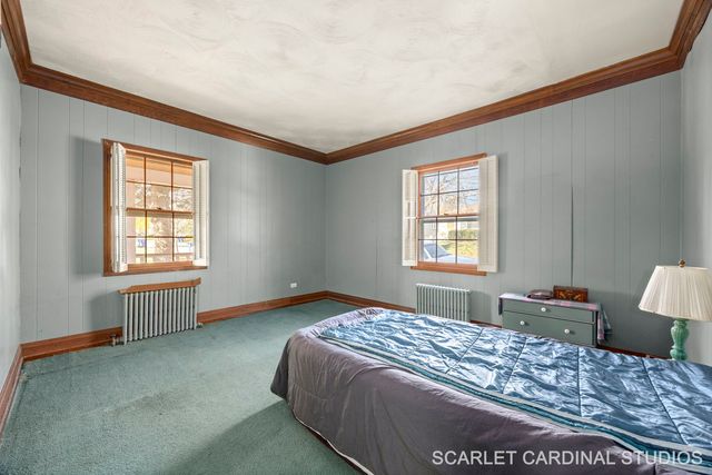 27 E Jackson Street, Villa Park, IL 60181