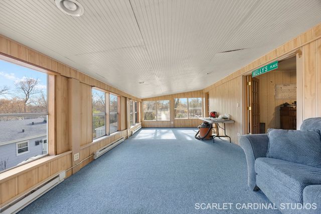 27 E Jackson Street, Villa Park, IL 60181