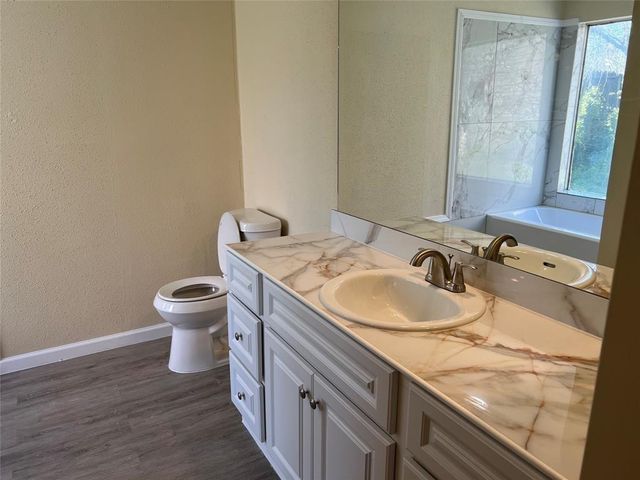 11039 Holworth Drive, Houston, TX 77072