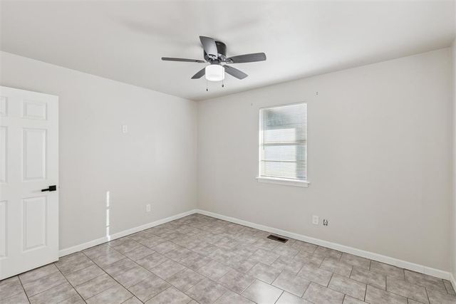 6308 N Hammond Avenue, Oklahoma City, OK 73122