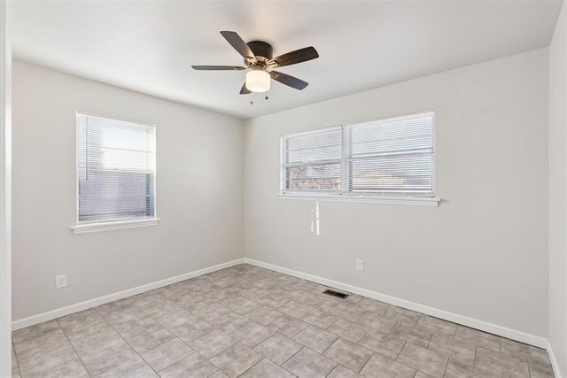 6308 N Hammond Avenue, Oklahoma City, OK 73122