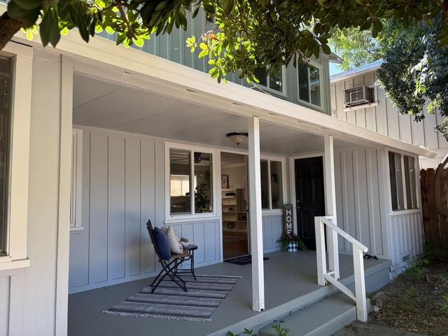 422 Sycamore Ave, Modesto, CA 95354