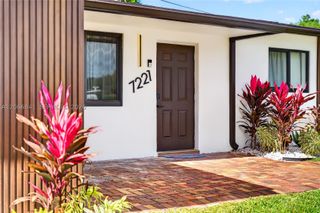 7221 Freedom St, Hollywood, FL 33024