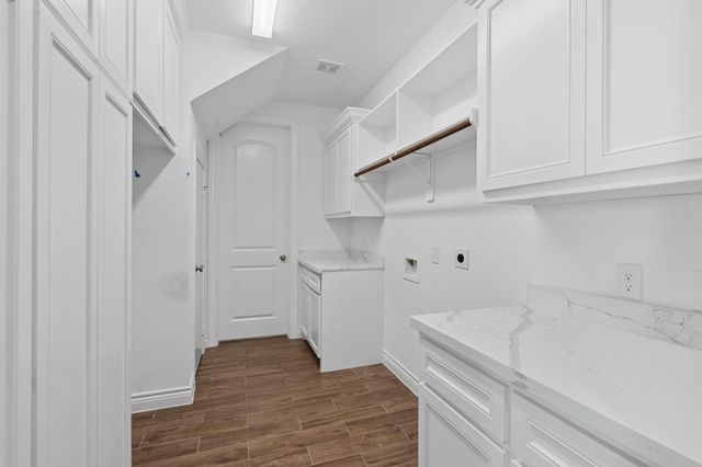 13007 Willow Drive, Needville, TX 77461