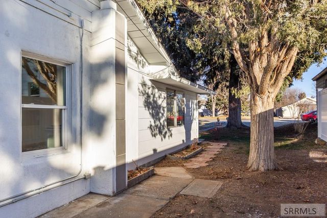 730 10th Street, Idaho Falls, ID 83404