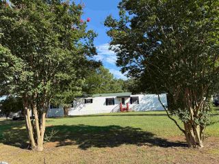 3 Long Acre Lane, Simpsonville, SC 29680