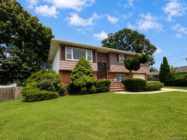 344 47th Street, Lindenhurst, NY 11757