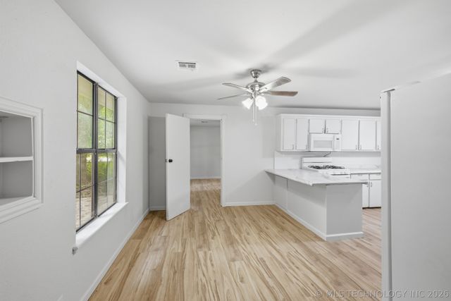 105 S Old Main Street, Coweta, OK 74429