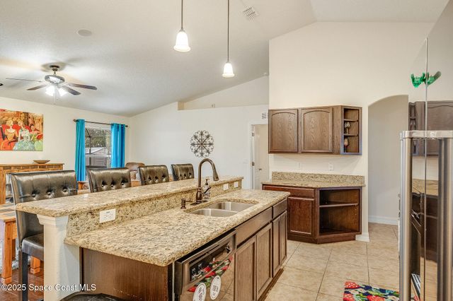 341 Dolphin Street SE, Palm Bay, FL 32909