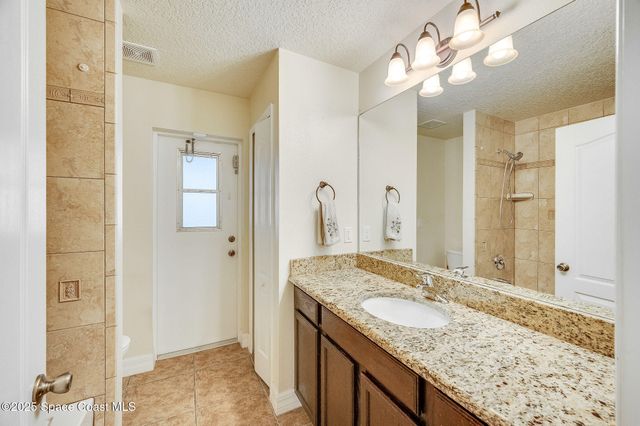 341 Dolphin Street SE, Palm Bay, FL 32909