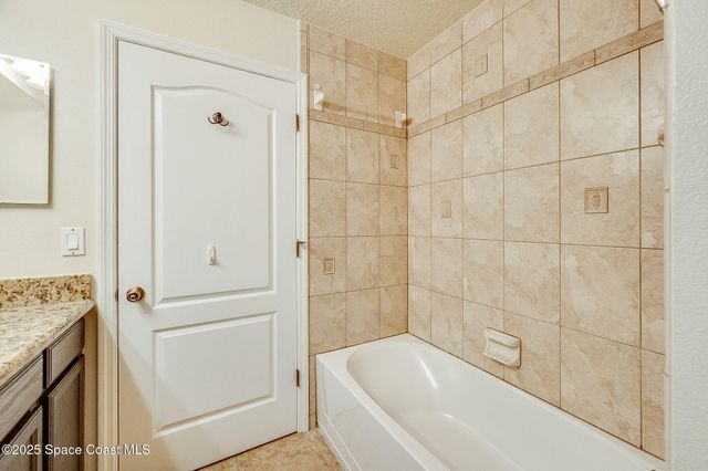 341 Dolphin Street SE, Palm Bay, FL 32909