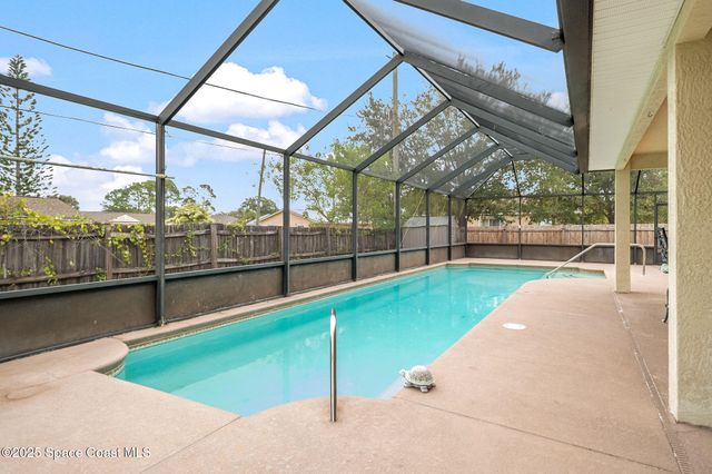 341 Dolphin Street SE, Palm Bay, FL 32909