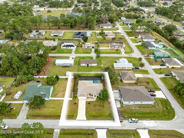 341 Dolphin Street SE, Palm Bay, FL 32909