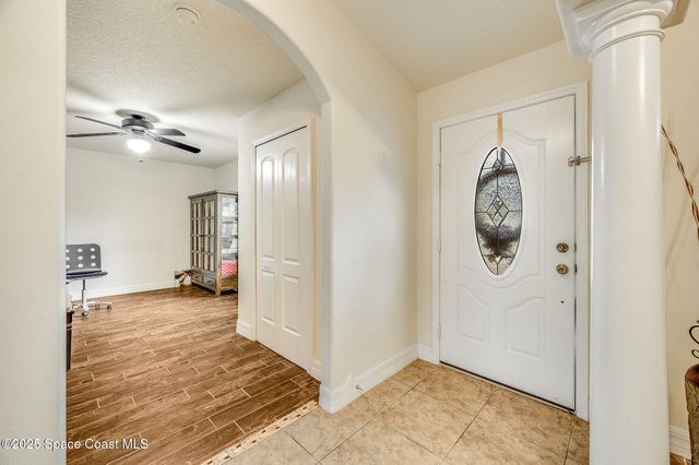 341 Dolphin Street SE, Palm Bay, FL 32909