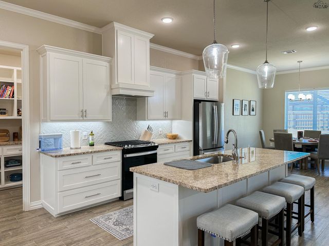 4808 Lamplighter Ln, Wichita Falls, TX 76308