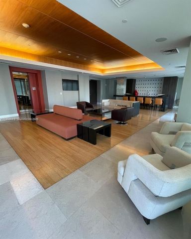 55 SE 6th St 1807, Miami, FL 33131