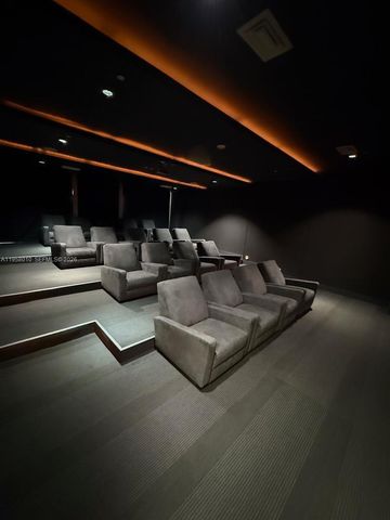 55 SE 6th St 1807, Miami, FL 33131