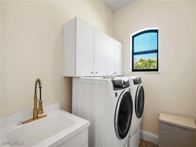 1970 Danford ST, Naples, FL 34112