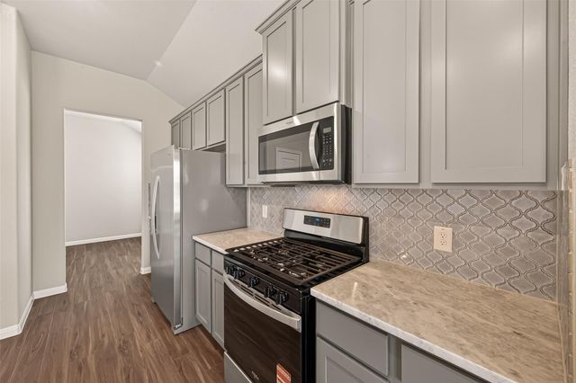 3005 Bristlegrass Street, Brookshire, TX 77423