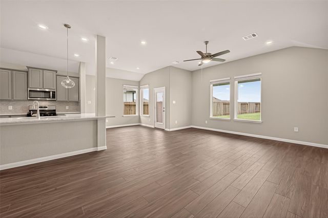 3005 Bristlegrass Street, Brookshire, TX 77423