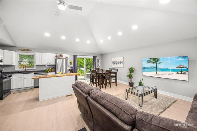 0N250 Sunset Avenue, West Chicago, IL 60185