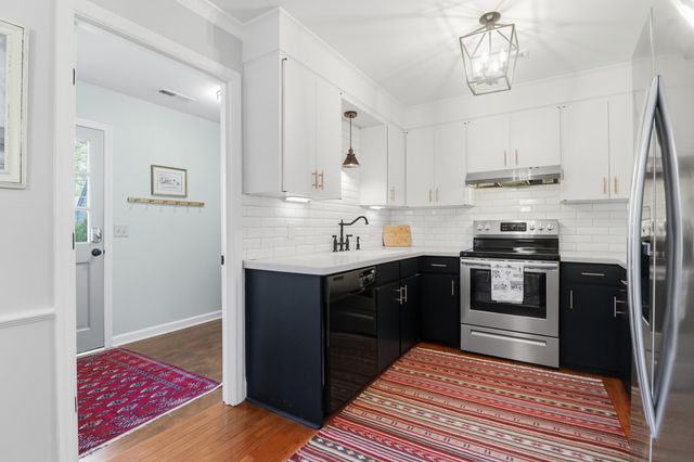 1530 Village Square 1, Mount Pleasant, SC 29464