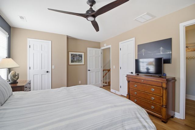 1530 Village Square 1, Mount Pleasant, SC 29464