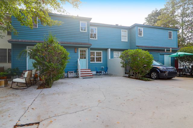 1530 Village Square 1, Mount Pleasant, SC 29464