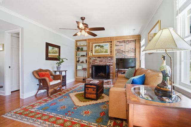 1530 Village Square 1, Mount Pleasant, SC 29464